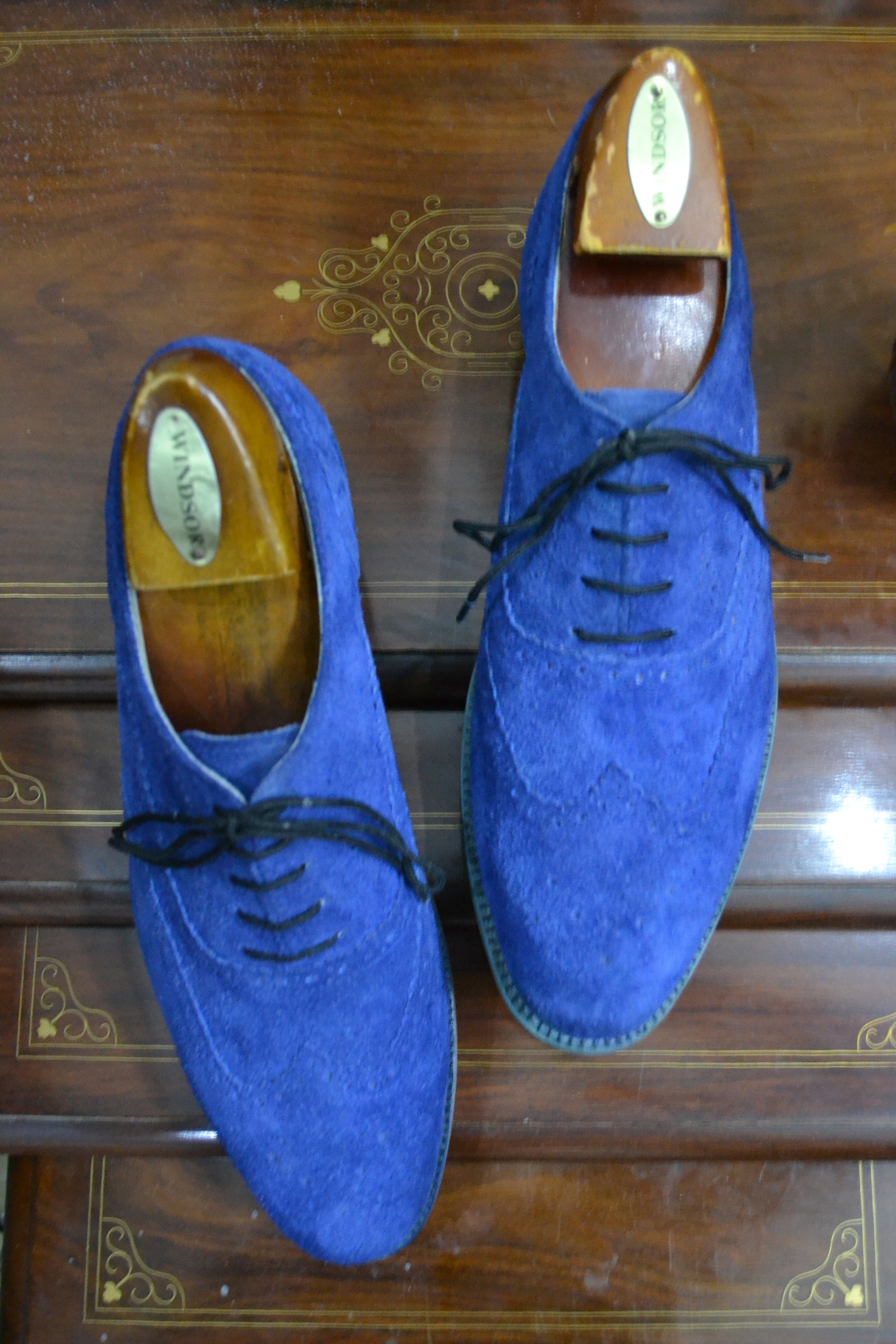 Handmade Blue Color Genuine Leather Brogue's Stylish Wing Tip Lace Up Oxfords Dress Shoes For Men's