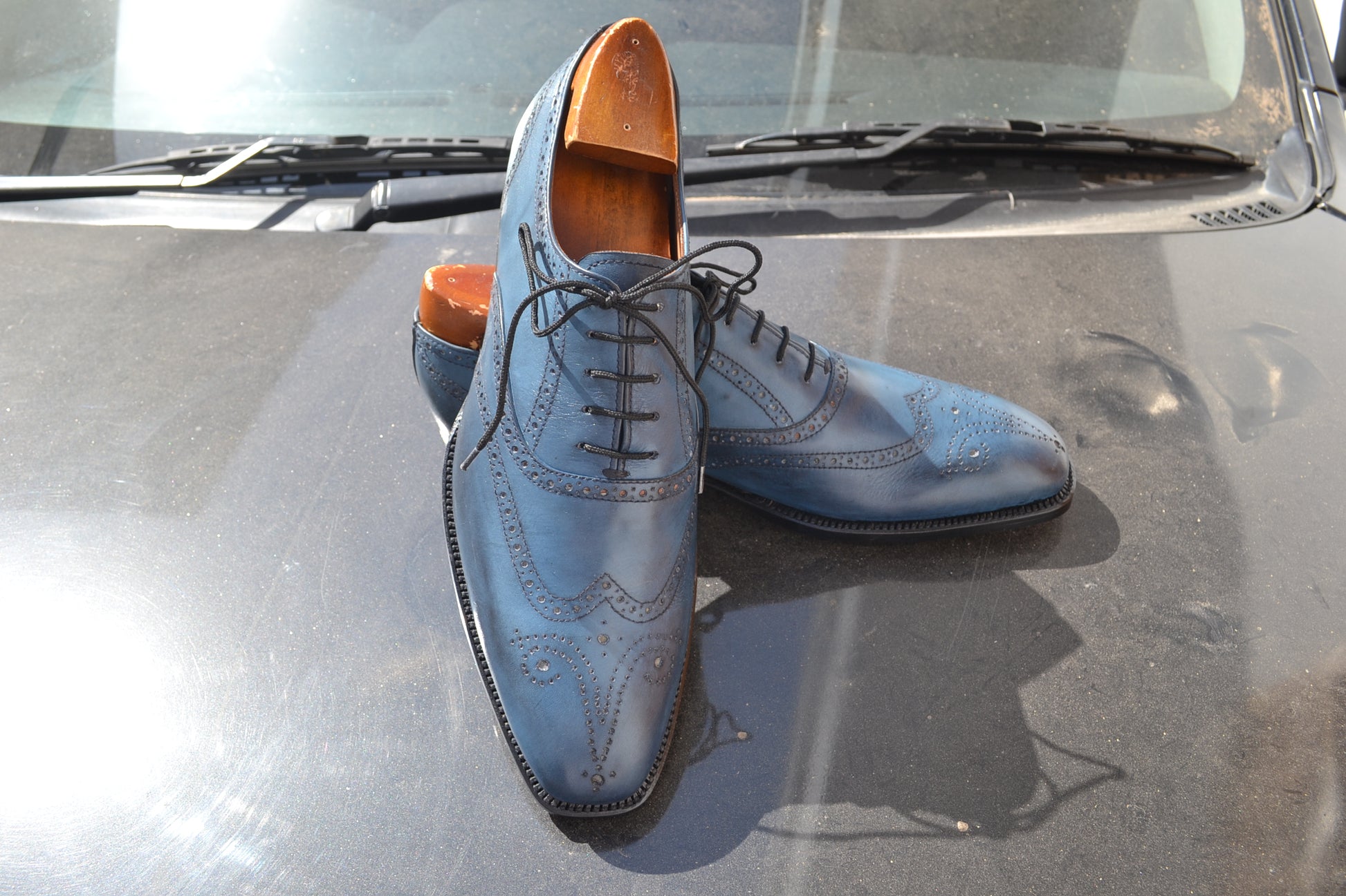 Handmade Dark Blue Color Genuine Leather Brogue's Stylish Wing Tip Lace Up Oxfords Dress Shoes For Men's