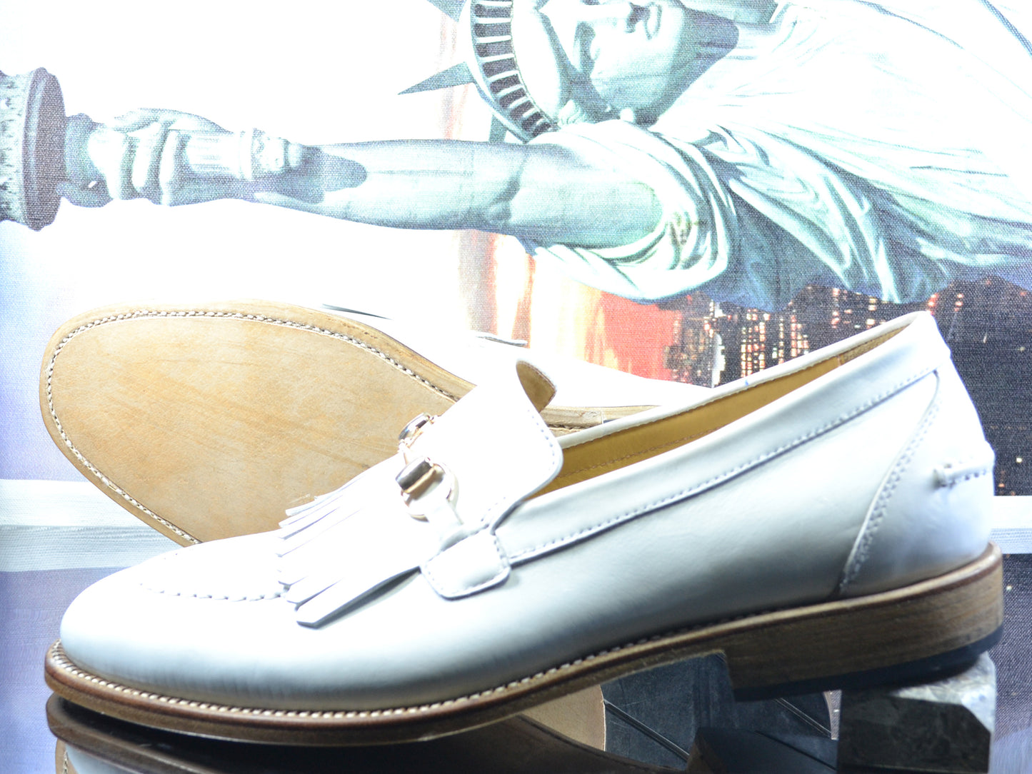 Handmade White Color Genuine Calf Leather Stylish Apron Toe Fringed Bearded Leather Slip-On Loafers Shoes For Men's