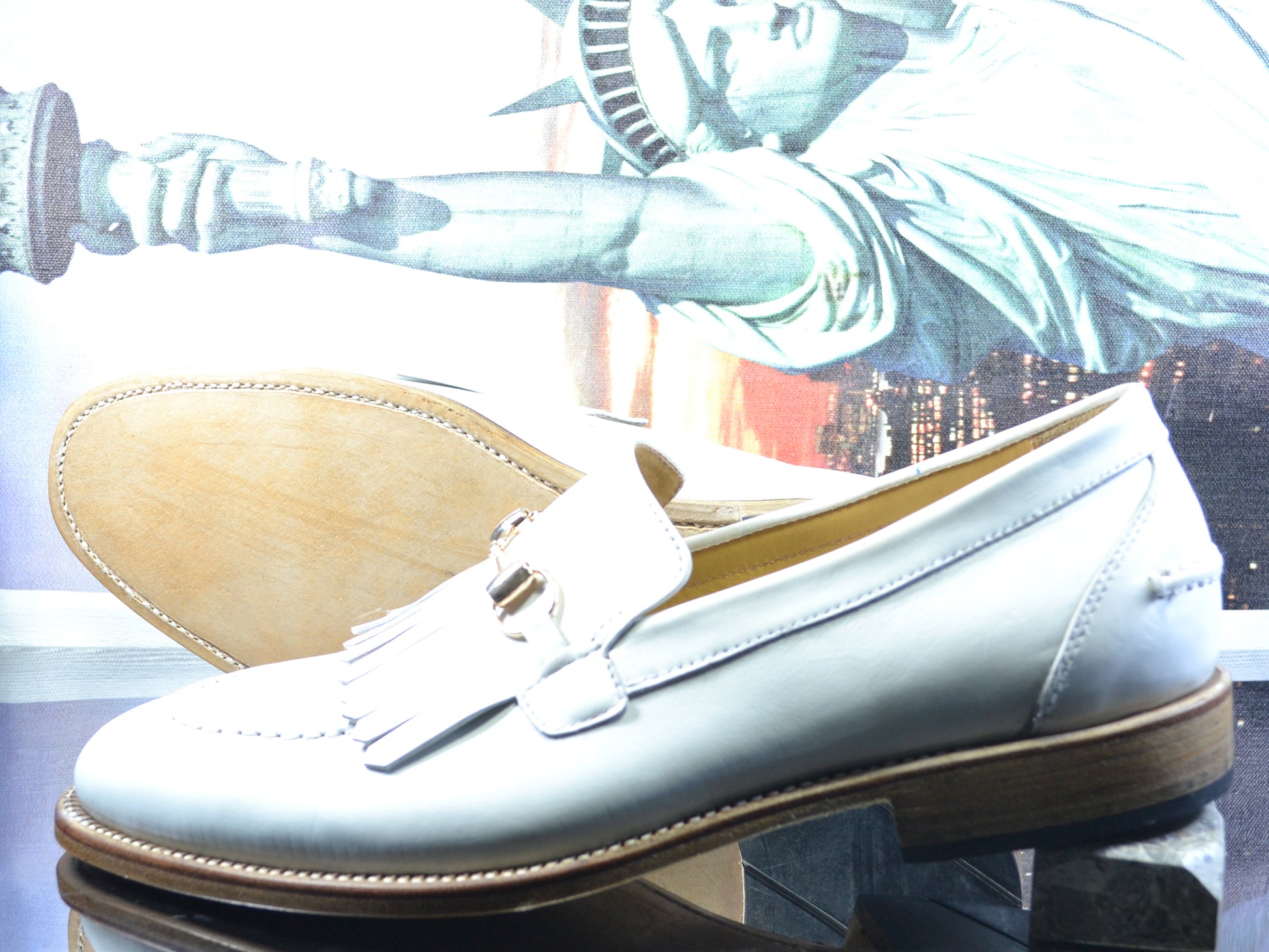 Handmade White Color Genuine Calf Leather Stylish Apron Toe Fringed Bearded Leather Slip-On Loafers Shoes For Men's
