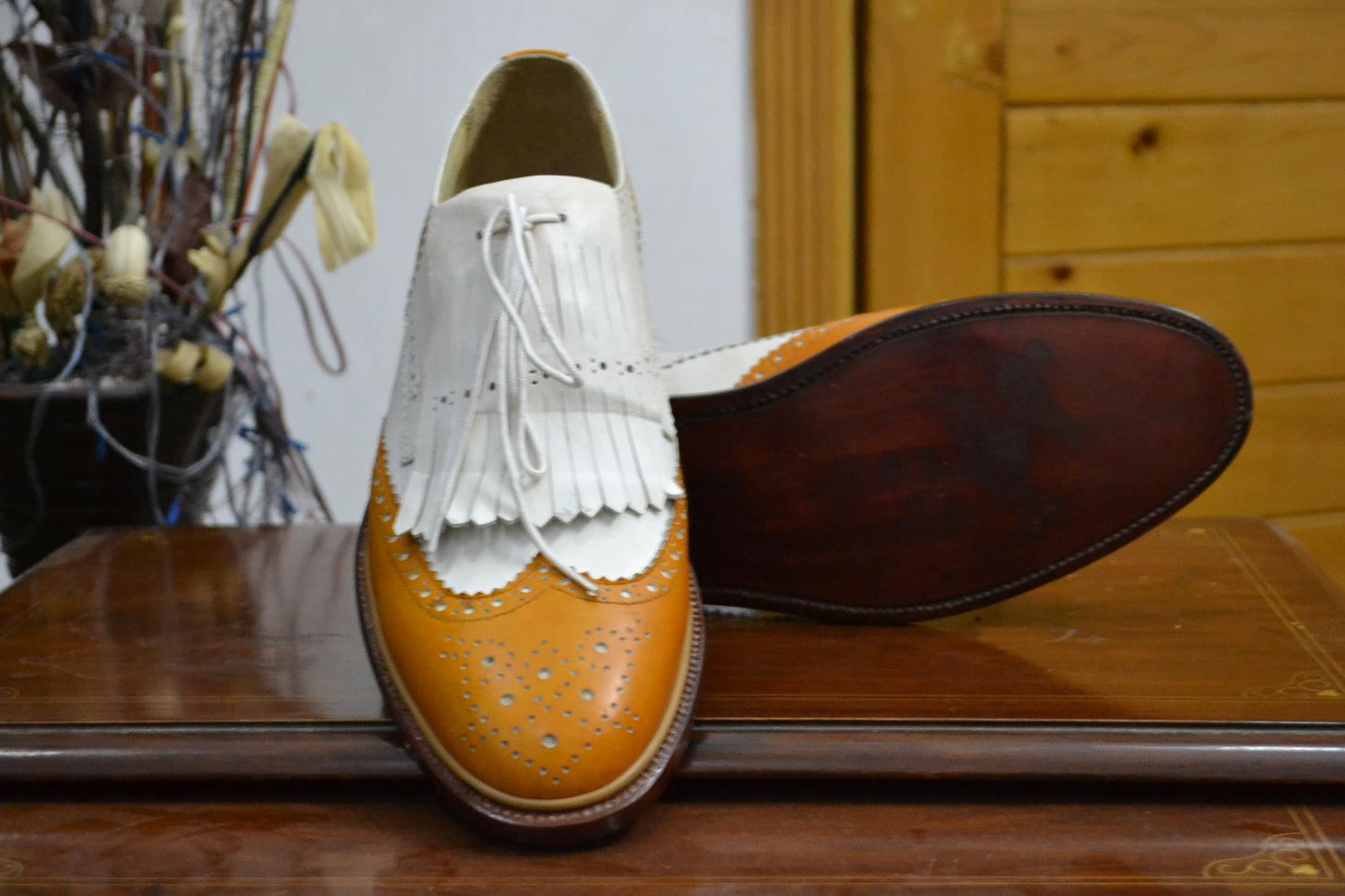 Handmade Tan & White Color Genuine Leather Wing Tip Brogues Stylish Fringed Bearded Leather Dress Shoes For Men's