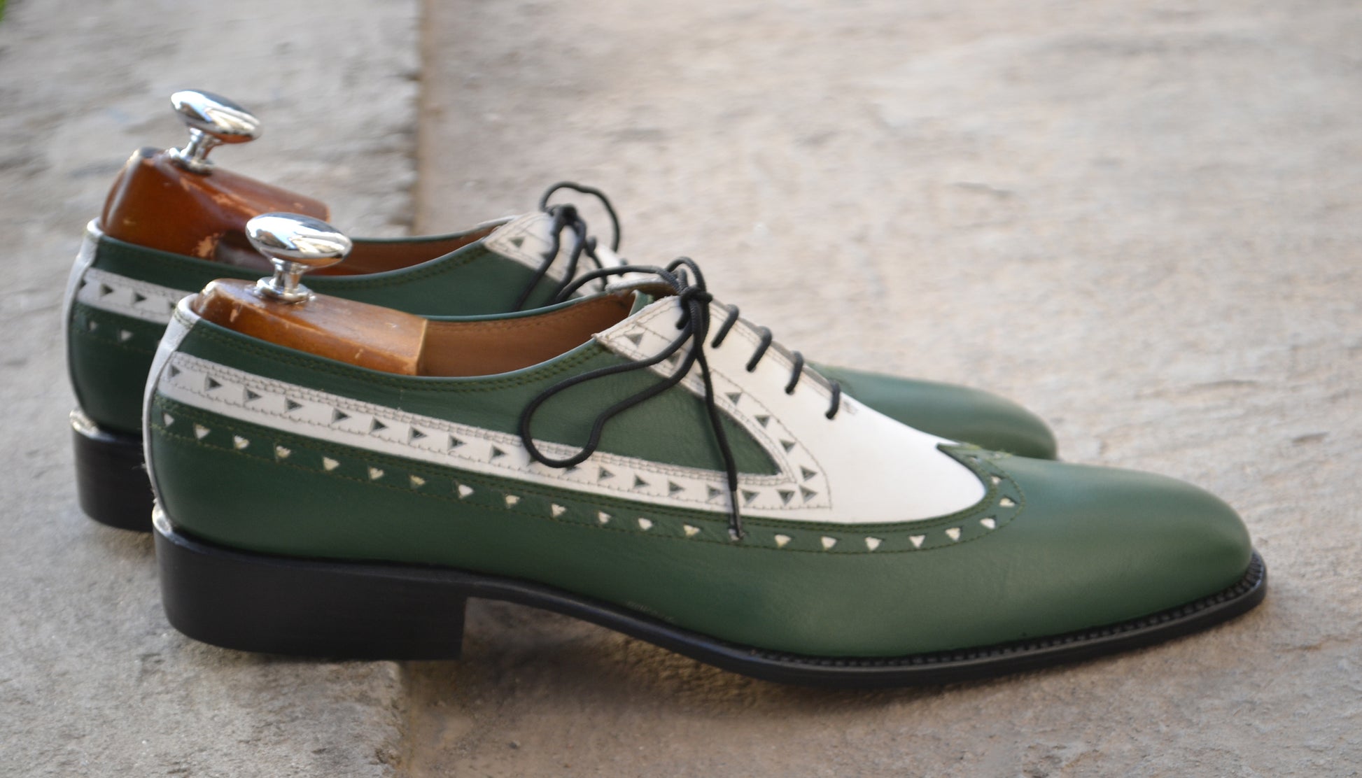 Handmade White & Green Color Genuine Leather Wing Tip Stylish Oxfords Dress Shoes For Men's