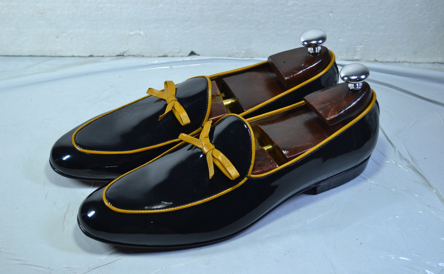 Handmade Black Color Genuine Patent Leather Stylish Apron Toe Loafers Shoes For Men's