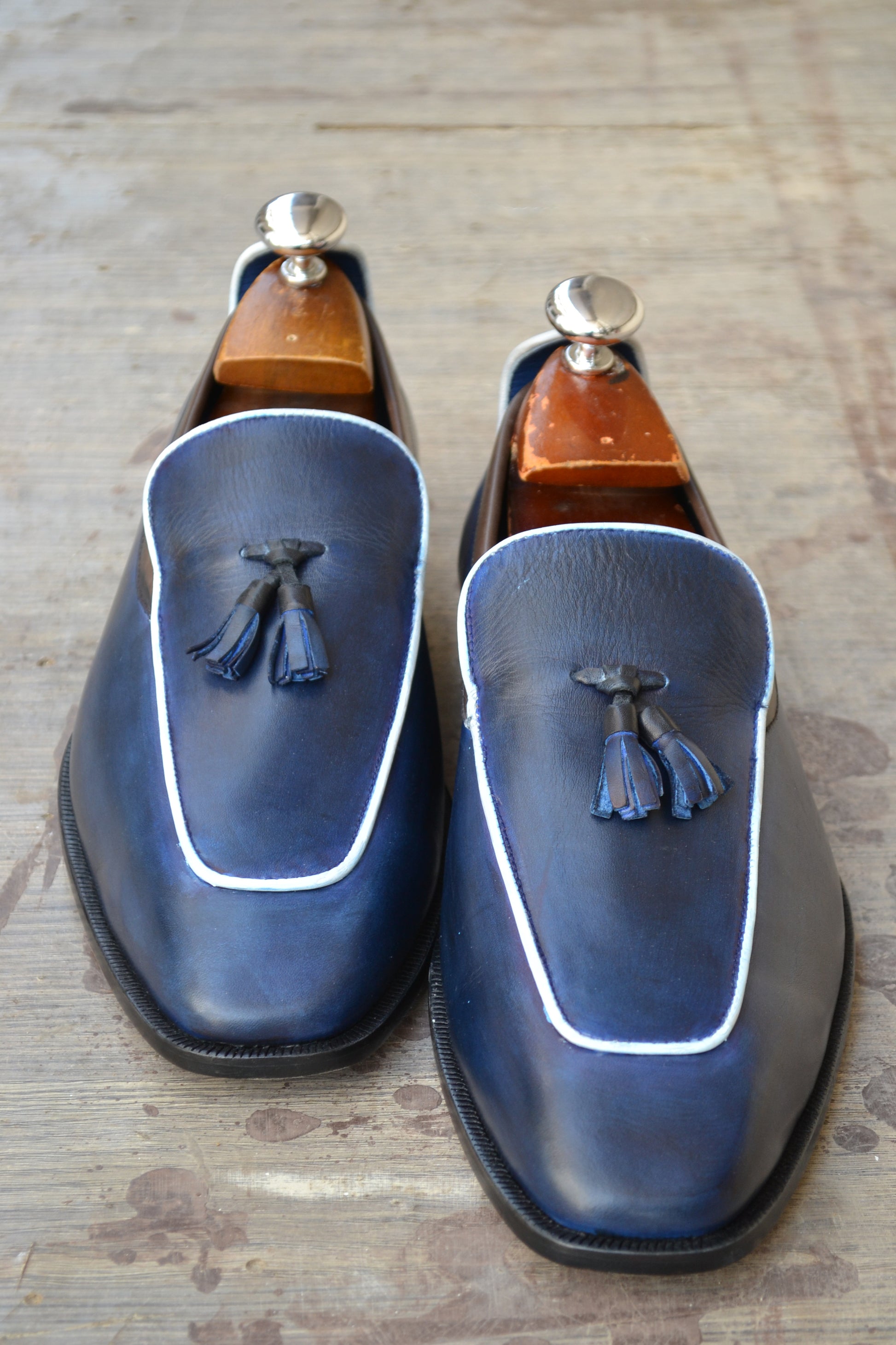 Handmade Dark Blue Color Genuine Leather Stylish Apron Toe Loafers Tasseled Shoes For Men's