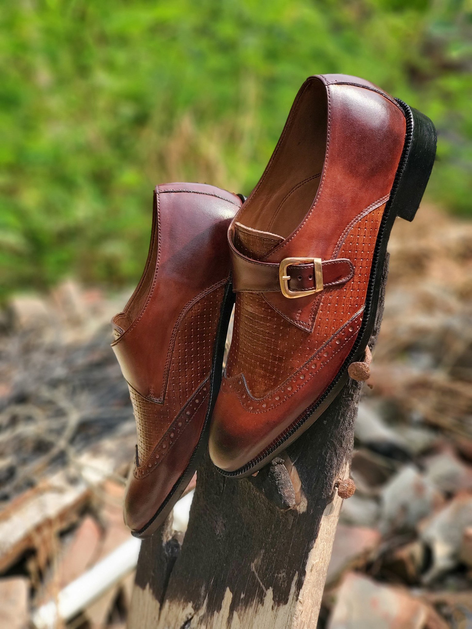 Handmade Maroon Color Genuine Leather Dotted Stylish Wing Tip Oxfords Shoes For Men's