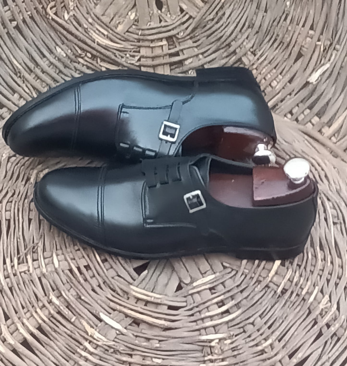 Handmade Black Color Genuine Leather Stylish Cap Toe Buckle Shoes For Men's