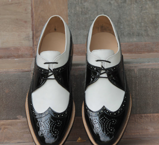 Handmade Black & White Color Genuine Leather Wing Tip Brogues Stylish Oxfords Dress Shoes For Men's