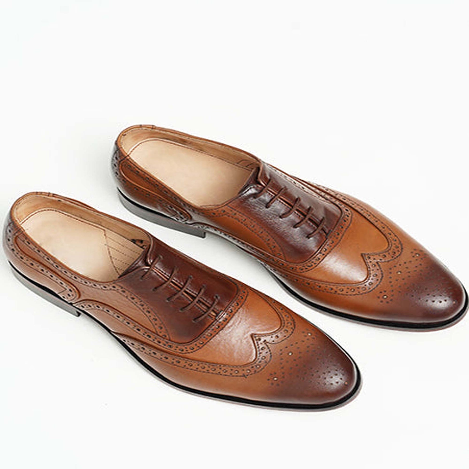 Handmade Tan Two Shaded Color Original Calf Leather Wing Tip Stylish Brogue's Lace Up Oxfords Dress Shoes For Men's