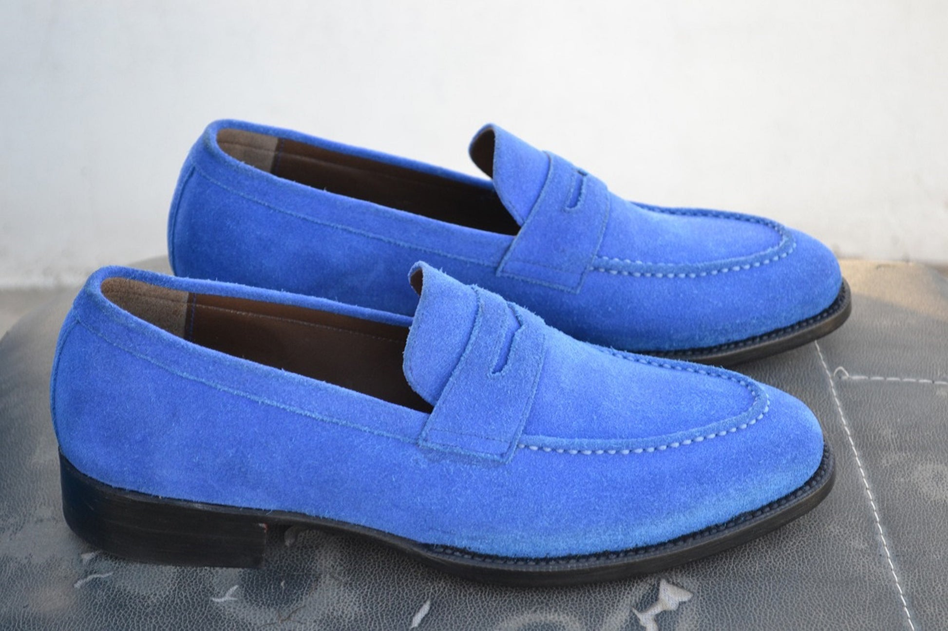 Handmade Blue Color Genuine Suede Stylish Apron Toe Loafers Shoes For Men's