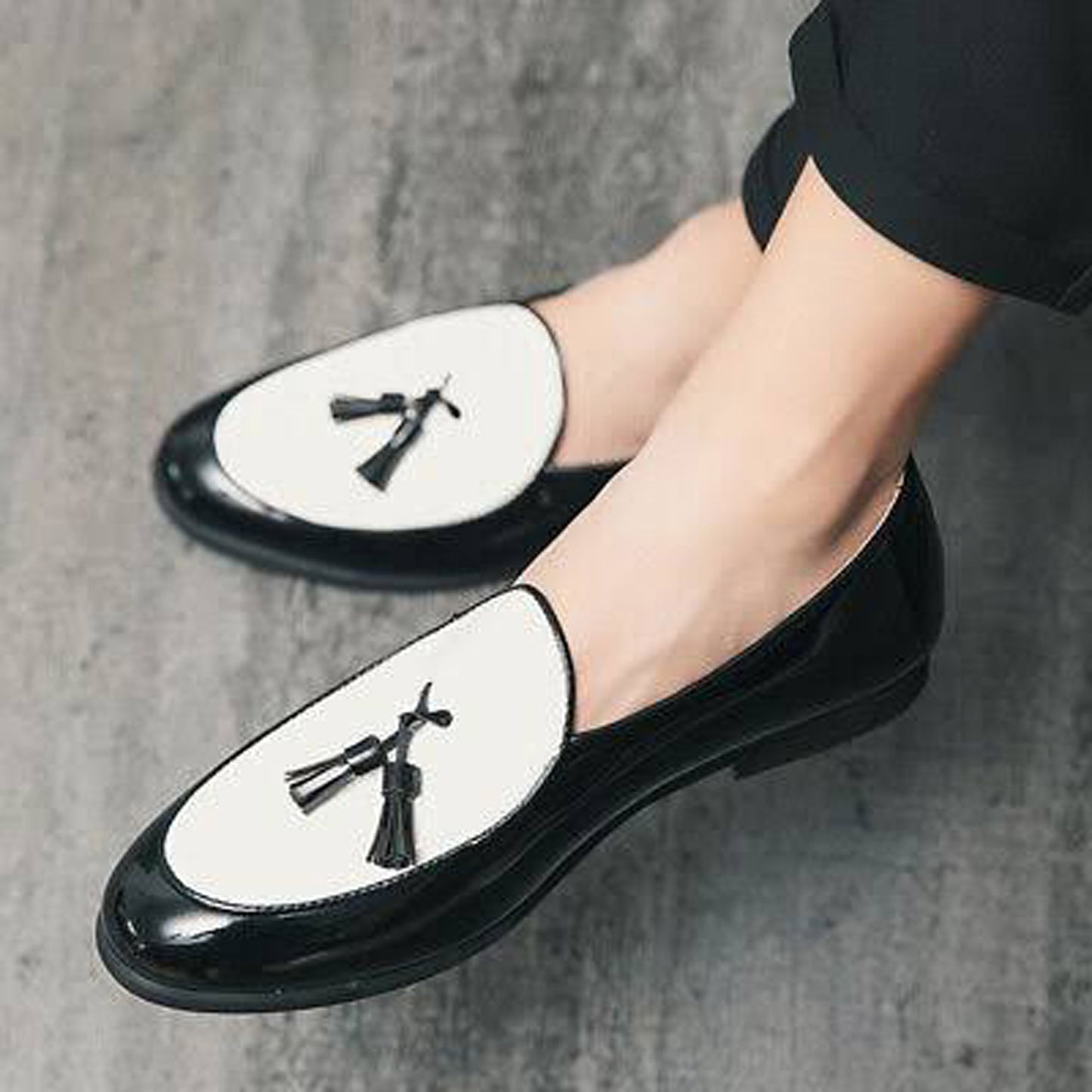 Handmade White & Black Color Genuine Patent Leather Stylish Apron Toe Slip-On Tassel Penny Loafers Shoes For Men's