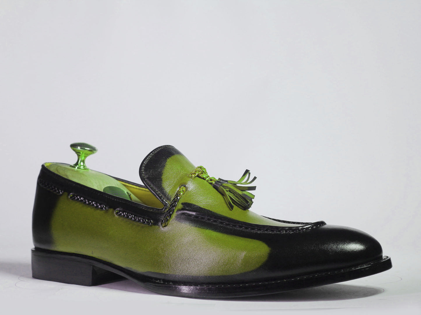 Handmade Green Color Genuine Leather Stylish Apron Toe Slip-On Black Shaded Tasseled Loafers Shoes For Men's